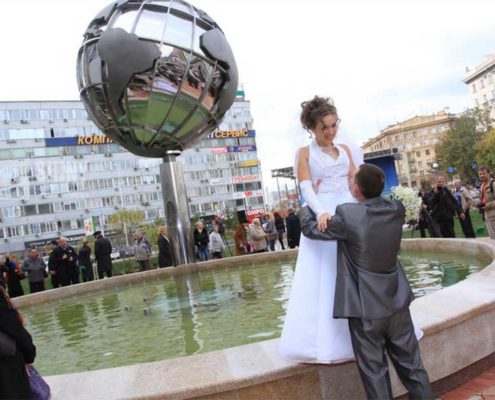 8ft stainless steel globe fountains for Russian plaza