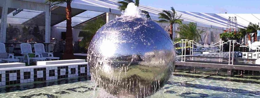 Water fountain balls for garden