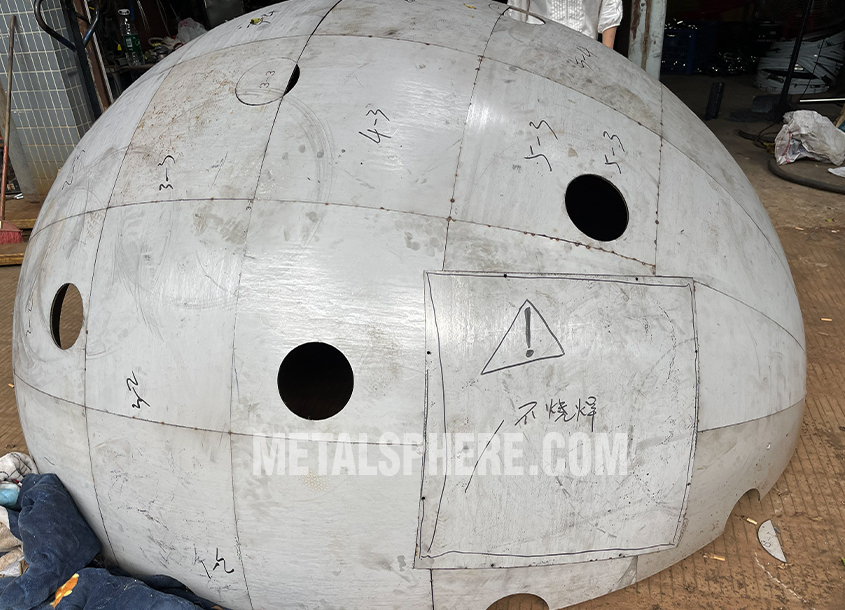 large stainless steel pickleball assembling